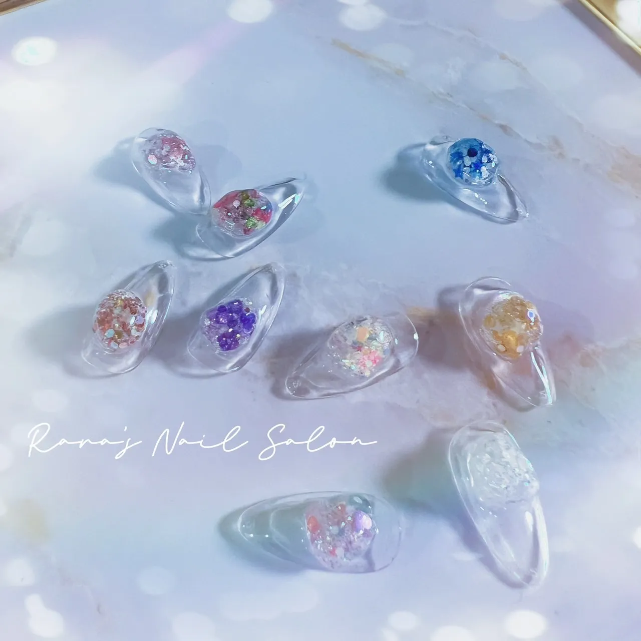 Candyのような鮮やかカラー