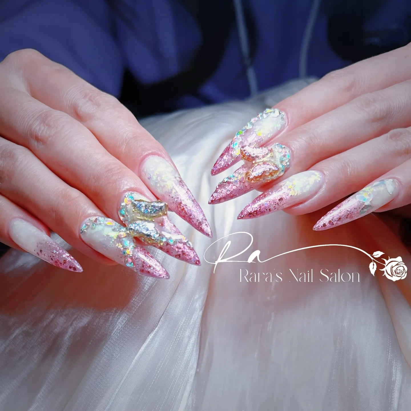 指先に魔法をかける、私たちのネイルサロンが提案するのは、華や...